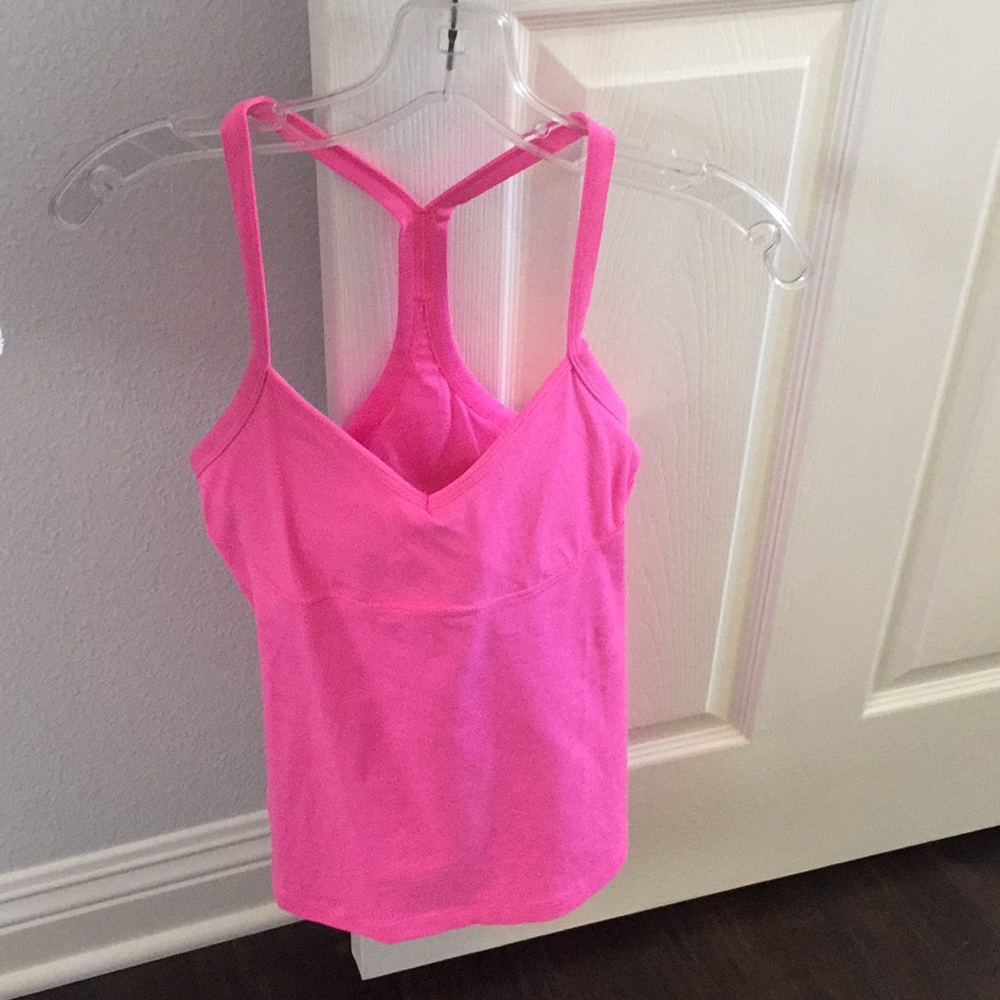 Lorna Jane tanks